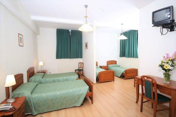 Habitación Cuádruple Estándar  Casa di Santa Francesca Romana Roma Habitación Cuádruple Estándar  Casa di Santa Francesca Romana Roma